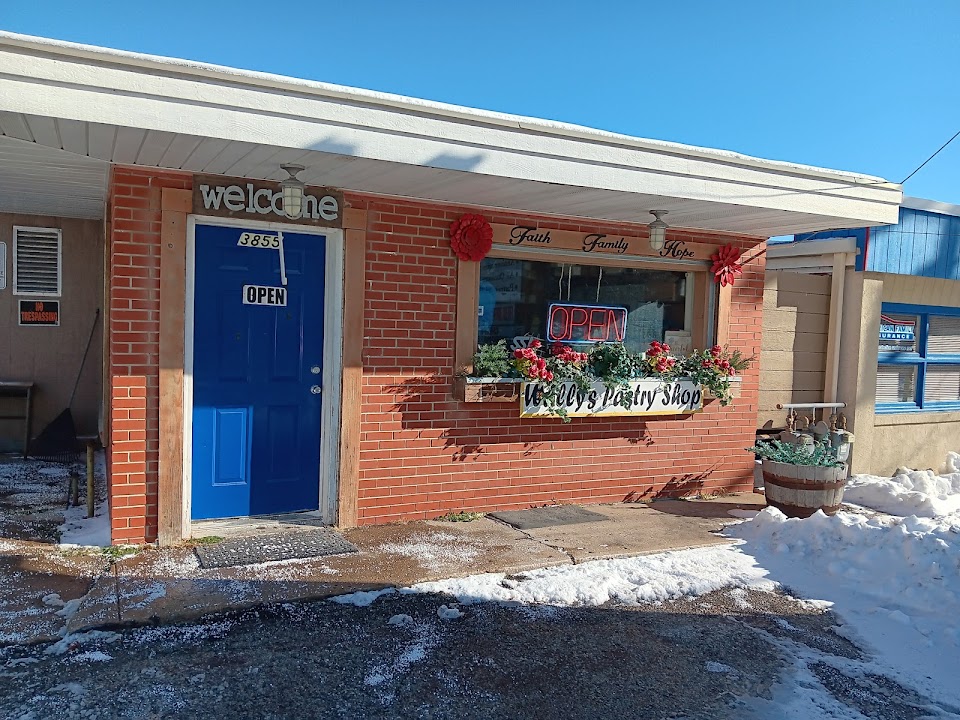 Wally's Pastry Shop and DellaRose Gelato