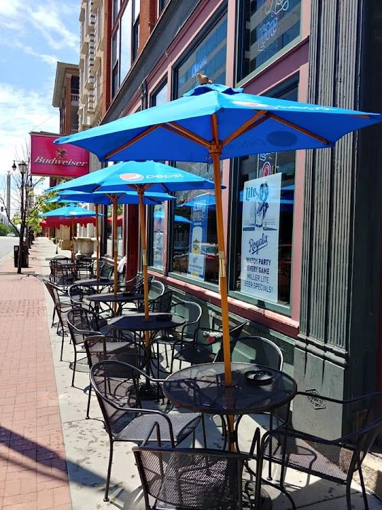 The Quaff Sports Bar And Grill