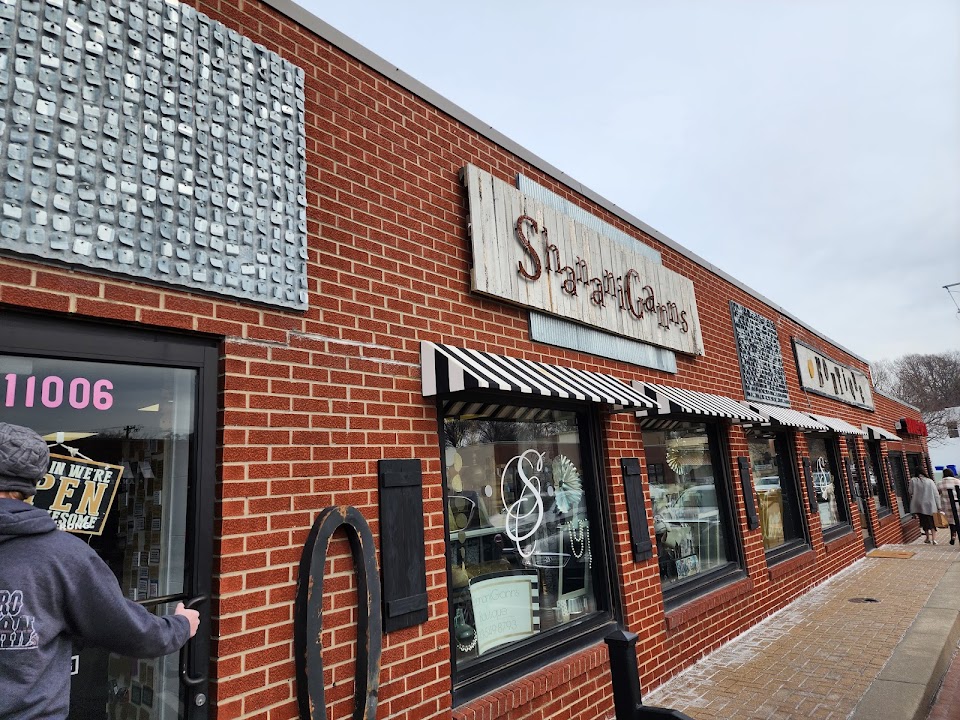 ShananiGanns Boutique