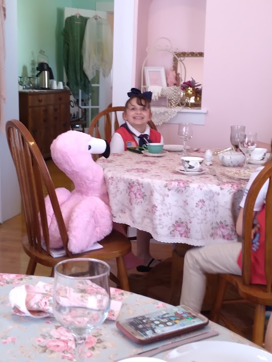 Renee's Tea & Treasures