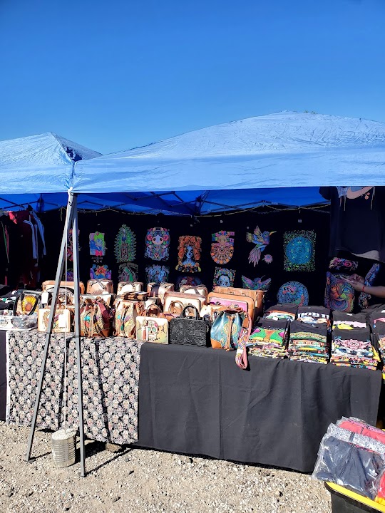Boulevard Swap 'n' Shop